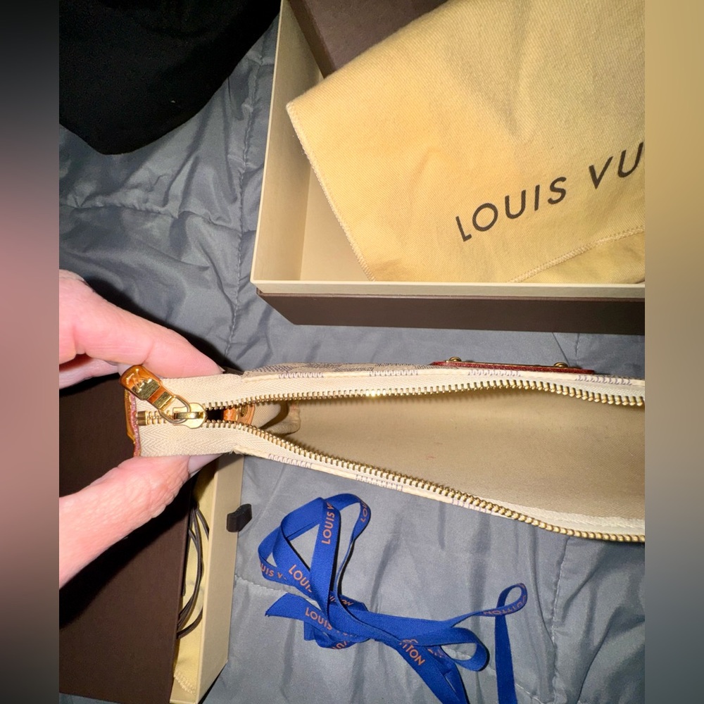 Discontinued Louis Vuitton Damier Azur Eva Gold Accents Dustbag Gift Box/Receipt - Picture 11 of 16